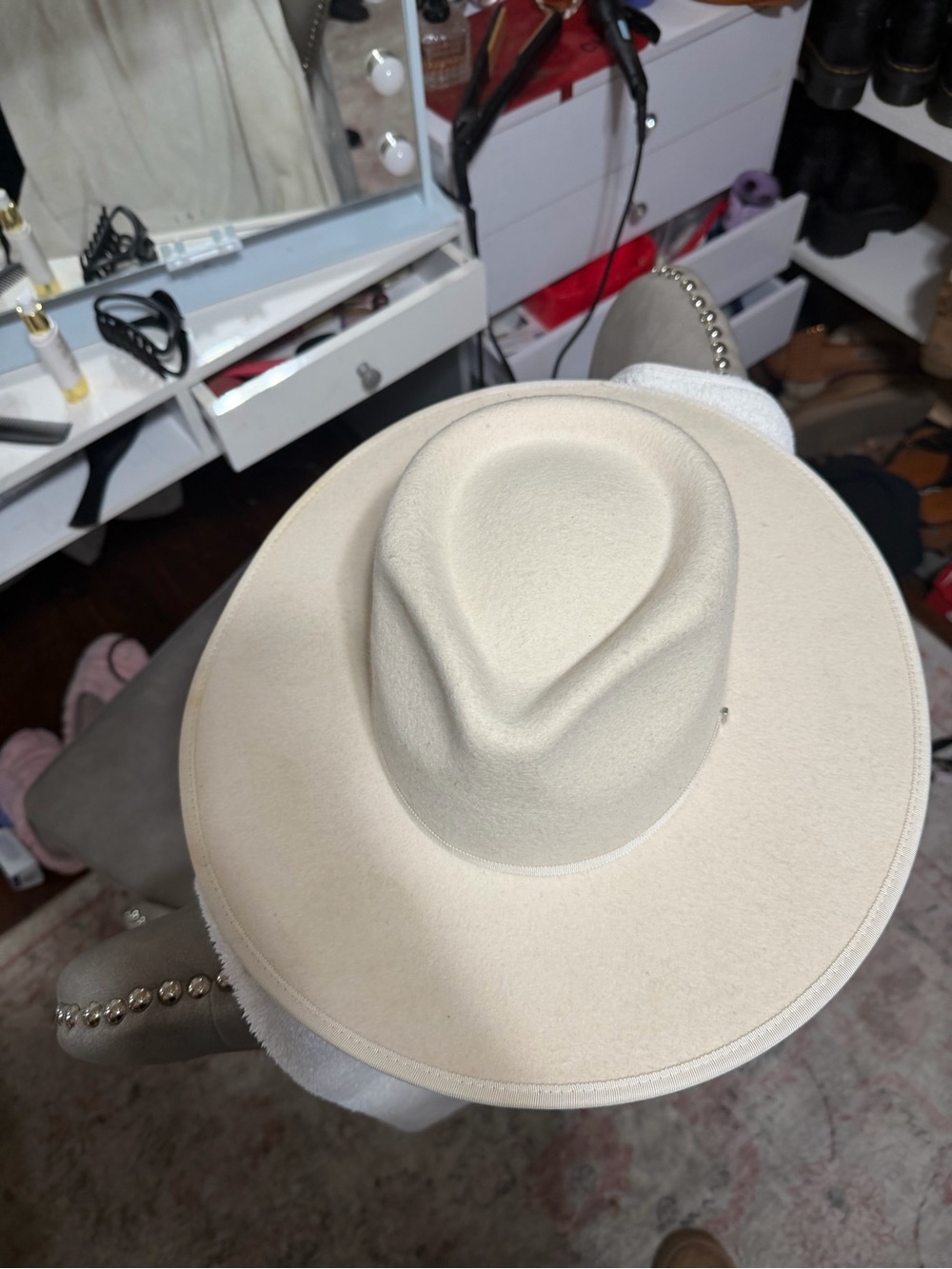 Wide Brim Felt Hat in Cream - Picture 2 of 6